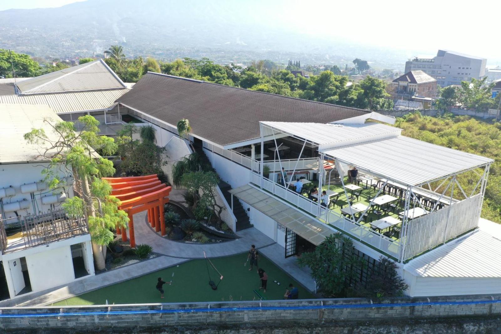 Kontena Hotel Batu  Exterior foto